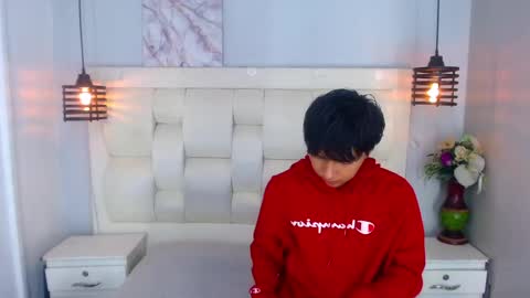 Snapshot of mortelle_ chatting on 4, 11, 2025 MORTELLE online show from 4, 11, 2025