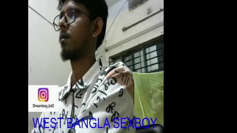 Snapshot of moso999 chatting on 13, 12, 2025 moso999 online show from 13, 12, 2025