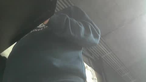 Snapshot of motofann2 chatting on 2, 4, 2026 motofann2 online show from 2, 4, 2026