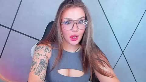 Snapshot of mousemother chatting on 19, 10, 2025 Carolina online show from 19, 10, 2025