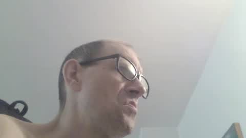 Snapshot of moviem1978 chatting on 11, 10, 2025 Frederik online show from 11, 10, 2025