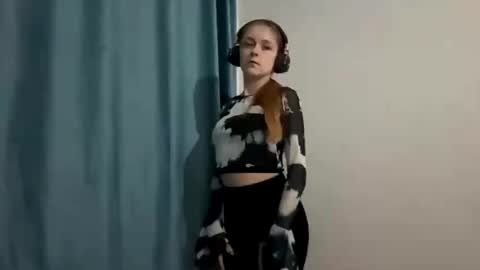 Jenny online show from 26, 11, 2025