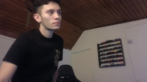 Andy online show from 10, 3, 2025