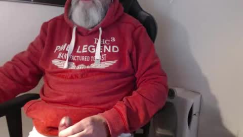 mr_boombastic2021 online show from 5, 12, 2025