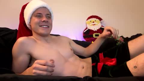 Snapshot of mr_deep1 chatting on 23, 12, 2024 James online show from 23, 12, 2024