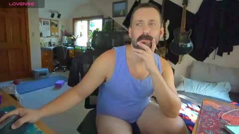 Snapshot of mr_foxxy chatting on 7, 10, 2025 ninko online show from 7, 10, 2025