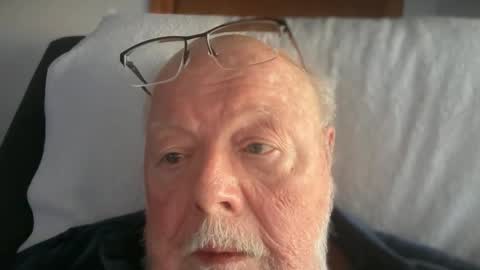 Snapshot of mr_frasier chatting on 1, 12, 2025 Jess online show from 1, 12, 2025