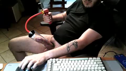 Snapshot of mr_kaa chatting on 8, 3, 2025 mr_kaa online show from 8, 3, 2025