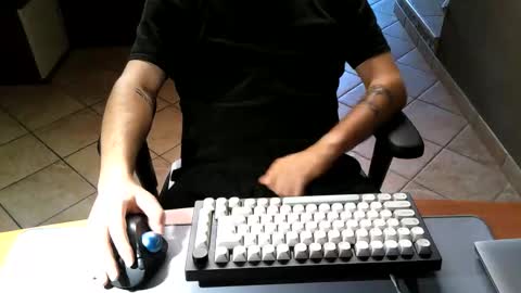 Snapshot of mr_kaa chatting on 21, 9, 2025 mr_kaa online show from 21, 9, 2025