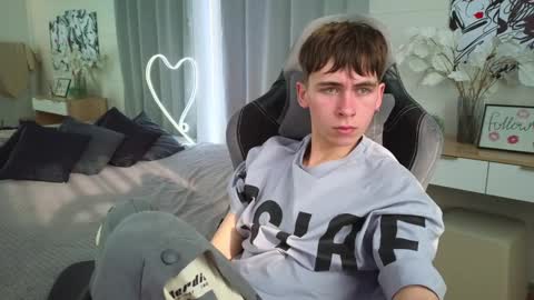 Kris online show from 25, 2, 2025