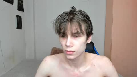 Snapshot of mr_makentoshi chatting on 2, 2, 2025 Makentoshi online show from 2, 2, 2025