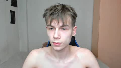 Snapshot of mr_makentoshi chatting on 12, 2, 2025 Makentoshi online show from 12, 2, 2025