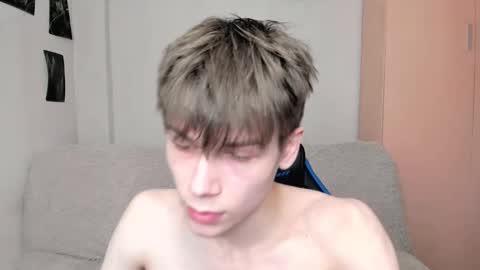 Snapshot of mr_makentoshi chatting on 10, 3, 2025 Makentoshi online show from 10, 3, 2025