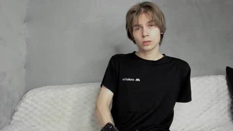 Snapshot of mr_makentoshi chatting on 19, 9, 2025 Makentoshi online show from 19, 9, 2025