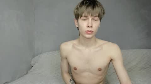 Snapshot of mr_makentoshi chatting on 15, 3, 2026 Makentoshi online show from 15, 3, 2026