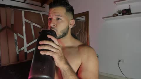 MIKEE online show from 6, 2, 2025