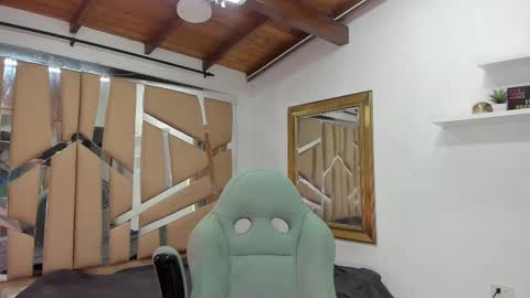 MIKEE online show from 13, 2, 2025