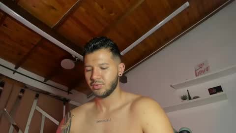 MIKEE online show from 9, 3, 2025