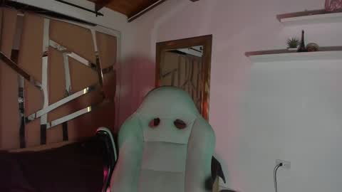 MIKEE online show from 12, 3, 2025