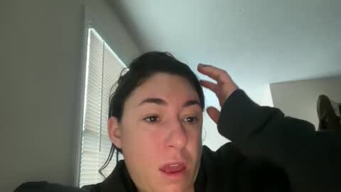 Snapshot of mr_mrs_glitter chatting on 7, 2, 2026 Mr Mrs Glitter online show from 7, 2, 2026