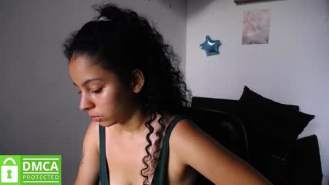 Snapshot of mr_mrscurie chatting on 11, 1, 2025 Mr Mrs Curie online show from 11, 1, 2025