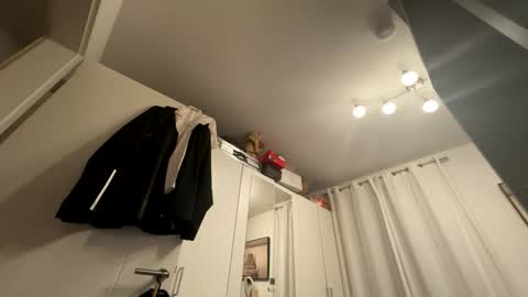 mr_niceguy100 online show from 28, 9, 2025