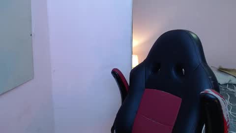 mr_stiven_ online show from 8, 1, 2025