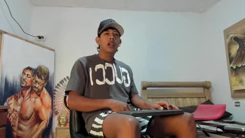 mr_stiven_ online show from 5, 4, 2026