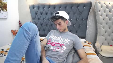 Snapshot of mr_williseo chatting on 2, 1, 2025 williseo online show from 2, 1, 2025