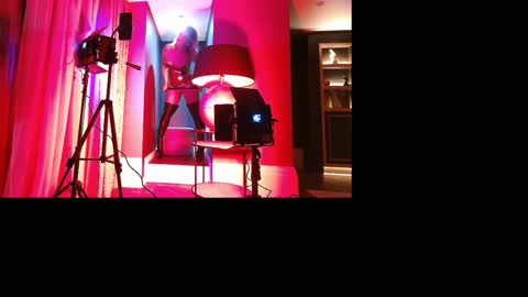 mr and mrs vanilla online show from 26, 12, 2024