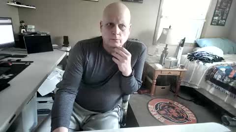 Snapshot of mrclean_55 chatting on 5, 1, 2026 MrClean55 online show from 5, 1, 2026