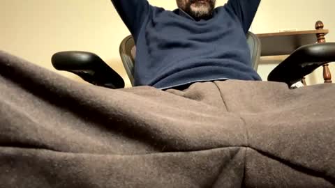 Snapshot of mrfox1q chatting on 1, 1, 2025 thickdickpnw online show from 1, 1, 2025