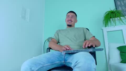 Mr Fox online show from 28, 9, 2025