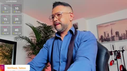 Snapshot of mrfrank_tattoo chatting on 15, 12, 2024 MrFrank. online show from 15, 12, 2024