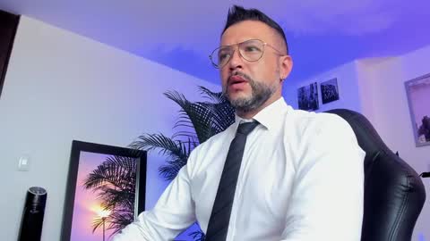 Snapshot of mrfrank_tattoo chatting on 27, 12, 2024 MrFrank. online show from 27, 12, 2024