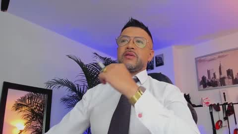 Snapshot of mrfrank_tattoo chatting on 17, 1, 2025 MrFrank. online show from 17, 1, 2025