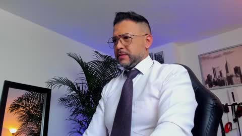 Snapshot of mrfrank_tattoo chatting on 19, 1, 2025 MrFrank. online show from 19, 1, 2025