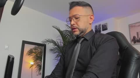 Snapshot of mrfrank_tattoo chatting on 20, 1, 2025 MrFrank. online show from 20, 1, 2025