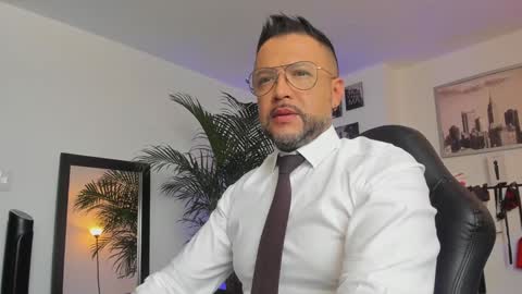 Snapshot of mrfrank_tattoo chatting on 22, 1, 2025 MrFrank. online show from 22, 1, 2025