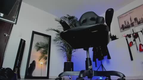 Snapshot of mrfrank_tattoo chatting on 24, 1, 2025 MrFrank. online show from 24, 1, 2025