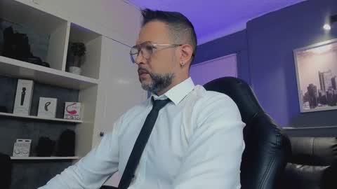 Snapshot of mrfrank_tattoo chatting on 15, 9, 2025 MrFrank. online show from 15, 9, 2025