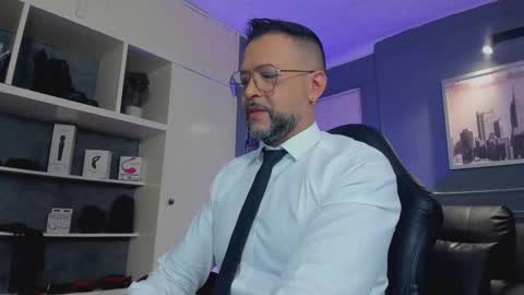 Snapshot of mrfrank_tattoo chatting on 25, 9, 2025 MrFrank. online show from 25, 9, 2025