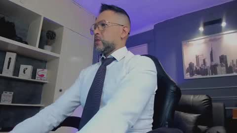 Snapshot of mrfrank_tattoo chatting on 6, 10, 2025 MrFrank. online show from 6, 10, 2025