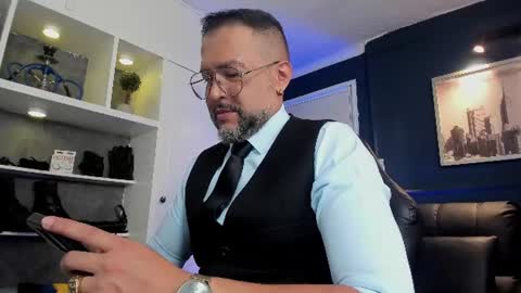 MrFrank. online show from 12, 6, 2026
