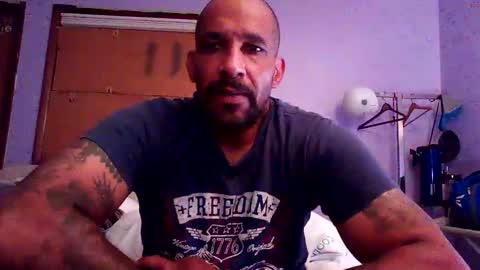 Snapshot of mrfuckyourite chatting on 5, 10, 2025 mrfuckyourite online show from 5, 10, 2025