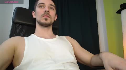 Snapshot of mrgreeneyes01 chatting on 25, 2, 2025 juan luis online show from 25, 2, 2025