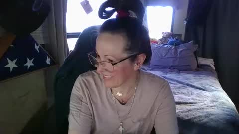 mrjshquinn online show from 25, 2, 2026