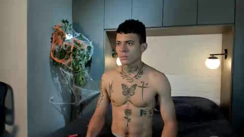 Snapshot of mrjustin_ chatting on 25, 10, 2025 mrjustin_ online show from 25, 10, 2025