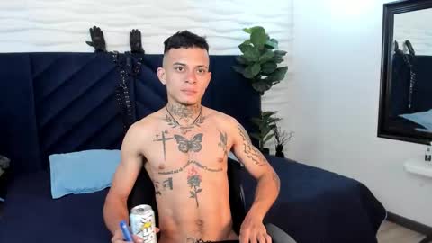 Snapshot of mrjustin_ chatting on 13, 11, 2025 mrjustin_ online show from 13, 11, 2025