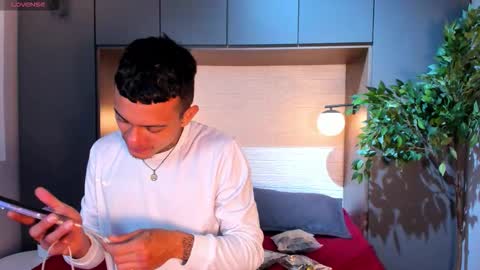 Snapshot of mrjustin_ chatting on 26, 11, 2025 mrjustin_ online show from 26, 11, 2025